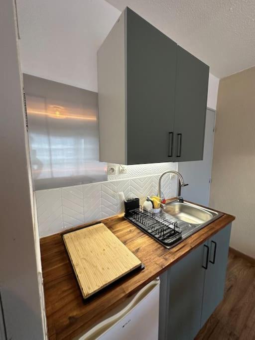 Appart Cosy, Balcon, Parking Cherbourg-en-Cotentin Εξωτερικό φωτογραφία